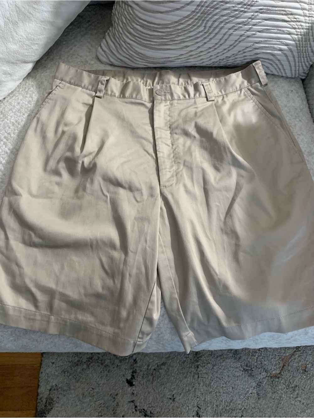 Nike Men's Flat-Front Khaki Shorts